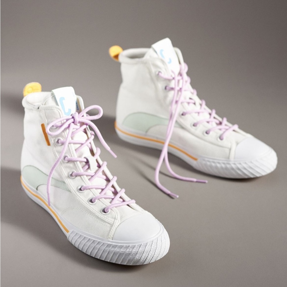 NWT Oncept Bogota Sneaker Aqua Chill